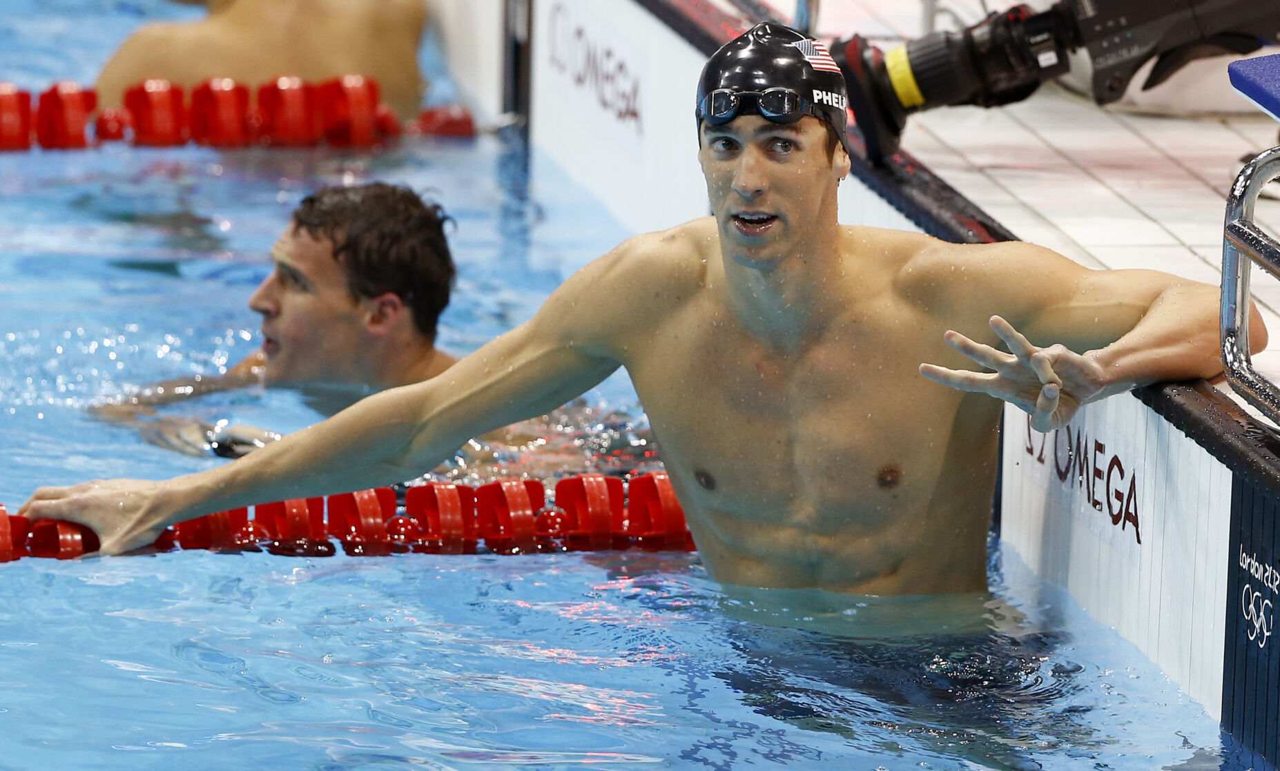 2012: Michael Phelps wins first gold of London Games, 16th overall